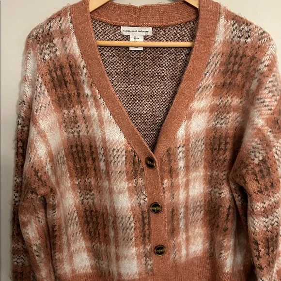 cupcakes & cashmere Plaid Cardigan in Brown and White - Picture 4 of 9